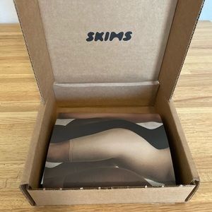 Skims sculpting bra